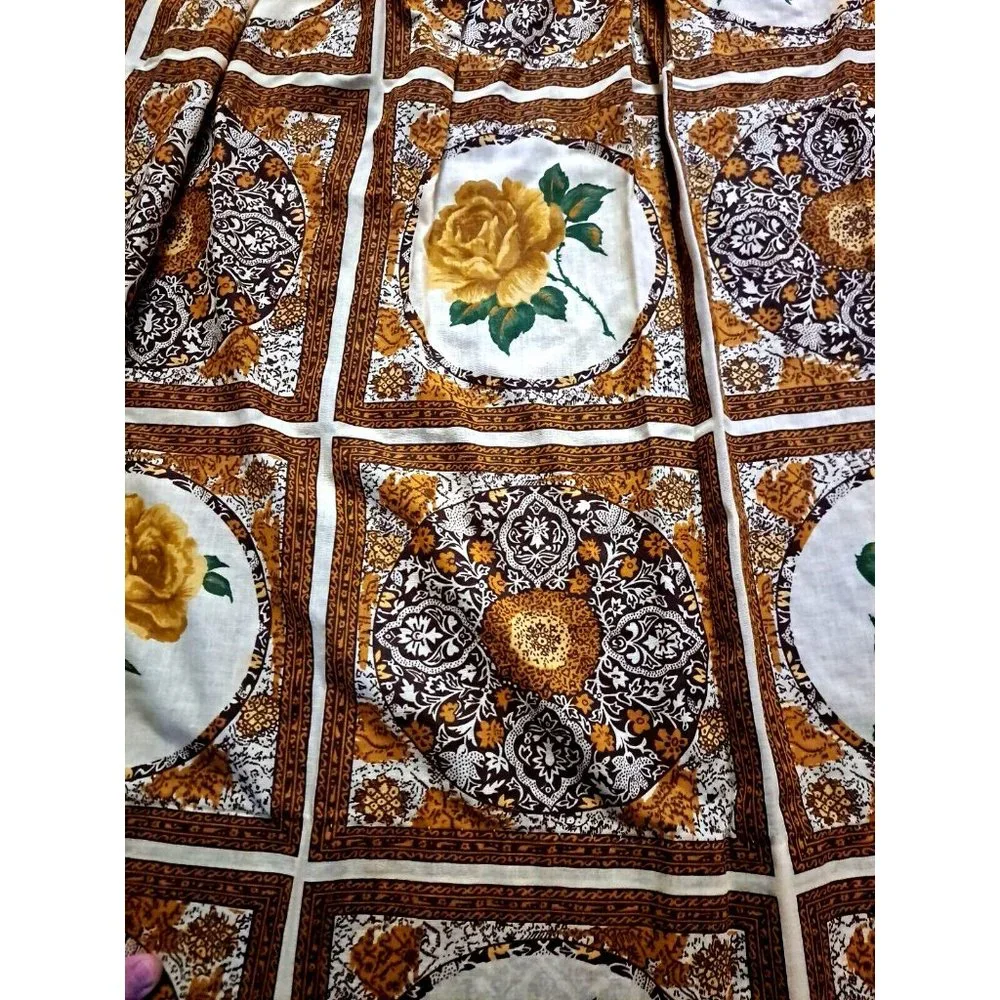 Vintage this curtain